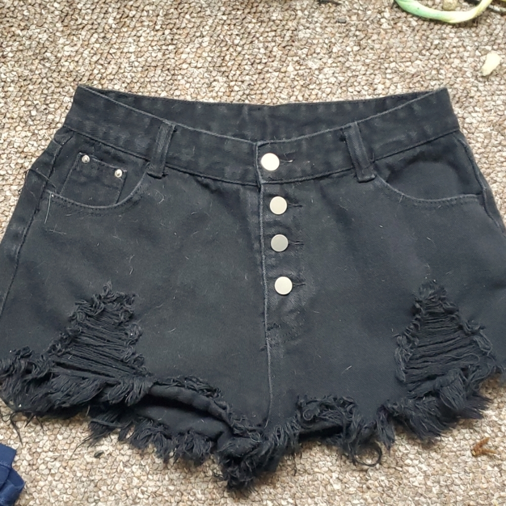 Black distressed high-waisted Jean shorts 7/8